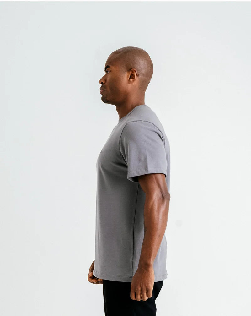 CAMISETA PIQUET CONFORT INVICTUS - CINZA