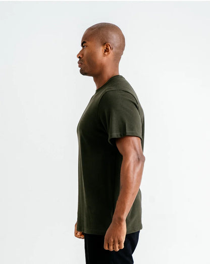 CAMISETA PIQUET CONFORT INVICTUS - VERDE